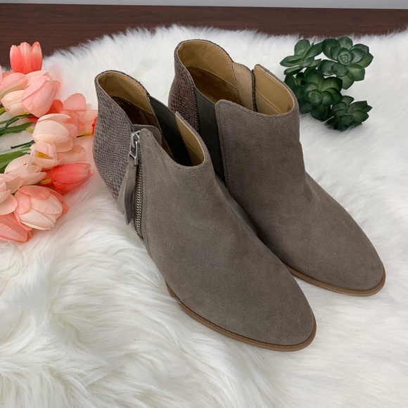 Vionic Gray Ankle Boots with Brown Heel - Picture 5 of 7
